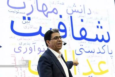  پایان دیوار سکوت در شستا؛ مدیرعامل در برابر بازنشستگان پاسخ داد