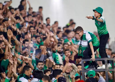  کوچکترین لیدر جهان در بازی استقلال-الوحدات دیده شد