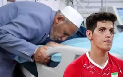  لحظه اعلام خبر فوت صابر کاظمی و اشک‌های پدر