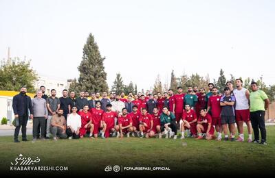  هادی چوپان با استایل خاص در کنار کاپیتان استقلال!