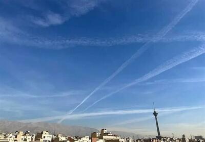  ابرهای خطی در آسمان تهران؛ ماجرا چیست؟