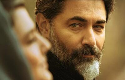  پارسا پیروزفر کارگردان سینما شد