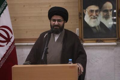  امام جمعه زنجان: خدمات کمیته امداد موجب رفع محرومیت در جامعه می‌شود