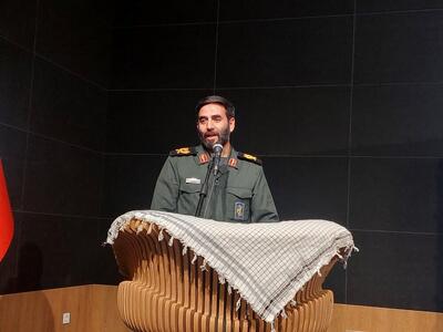  باید در برابر کسانی که معیشت مردم را گروگان گرفته‌اند، ایستادگی کنیم