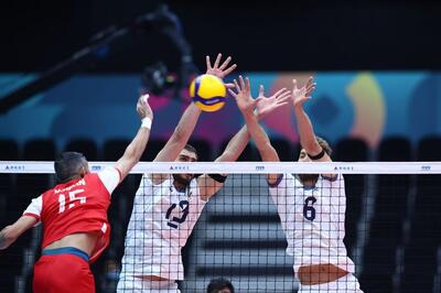  کاپیتان تیم ملی والیبال: از دست دادن صابر روی تیم اثرگذاشت/ حاجی‌پور: دو ست را به داور باختیم