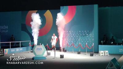  ویدیو| به یاد صابر با بازوبند مشکی؛ ادای احترام به ستاره فقید والیبال ایران