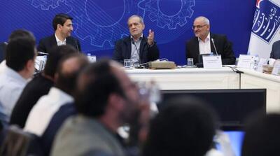  پزشکیان: ساختار آموزش کشور را متحول می‌کنیم تا پایه‌های اقتصاد دانش‌بنیان تقویت شود - مردم سالاری آنلاین