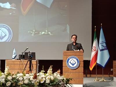  تعامل دانشگاه با صنایع مرکزی زمینه‌ساز تربیت نیروی متخصص آینده است