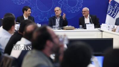  پزشکیان: ساختار آموزش کشور را متحول خواهیم کرد تا پایه‌های استقرار اقتصاد دانش‌بنیان تقویت شود