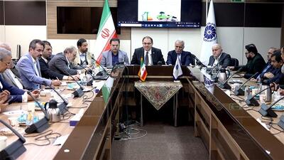  افزایش قیمت به تنهایی نمی‌تواند به مدیریت مصرف منجر شود | تأکید بر قیمت‌گذاری منعطف سوخت در استان‌های مختلف | نیاز به فرماندهی واحد انرژی در کشور
