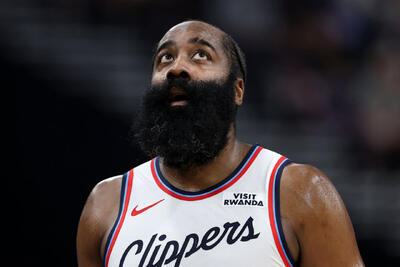  بسکتبال NBA | طوفان که بیاید، به خودی و غیر خودی رحم نمی‌کند - پارس فوتبال