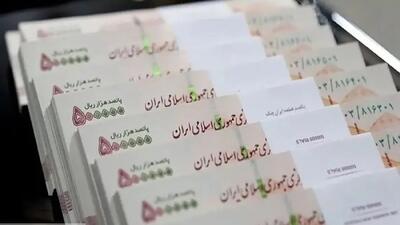  صدای فراموش‌شده کارمندان دولت/ وقتی کارکنان جهاد کشاورزی،  بهزیستی، آموزش و پرورش زیر خط فقر زندگی می‌کنند/ تبعیض حقوق بین وزارتخانه ها!