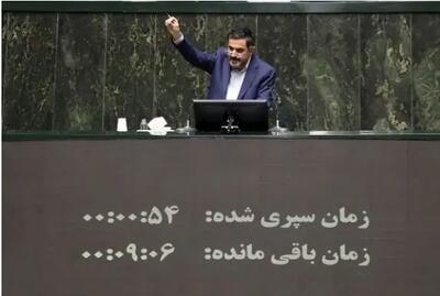  دود موتورهای افشاگرانه برخی‌ها نظام را خفه کرده است