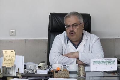  برخی افراد متمول بدون دلیل از درمان رایگان بهره‌مند می‌شوند / منابع سلامت نباید صرف مراجعات غیرضروری شود