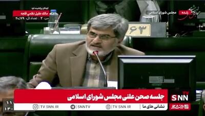  کوچک زاده: آقای اژه‌ای! نمی‌شود در جبهه مستضعفین بود و حساب و کتاب زنگنه، آخوندی، جهانگیری، بابک زنجانی و اکبر طبری را برای مردم روشن و شفاف نکرد