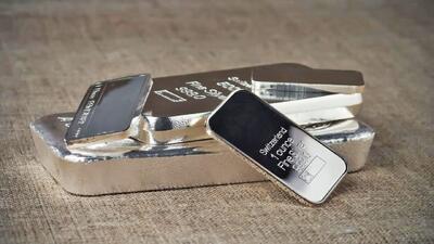  خرید شمش نقره برای سرمایه‌گذاری به اندازه طلا سودآور است؟+ جدول مقایسه سوددهی نقره در برابر طلا