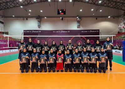  دختران والیبال ایران به یاد صابر کاظمی (عکس)