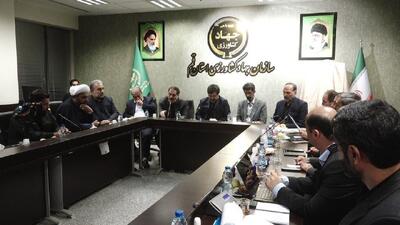  امضای میثاق‌نامه توسعه نیروگاه‌های خورشیدی و تولید انرژی برق در قم