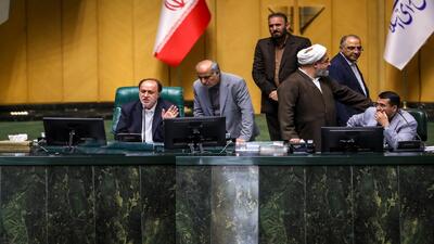  نایب رئیس مجلس: پرداختی‌ها مستقیم توسط دستگاه‌های اجرایی به نیرو‌های شرکتی انجام شود