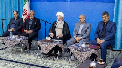  امام جمعه یزد: آموزش و پرورش نیازمند تحولی بنیادین و بازگشت به اصول تدیّن، تفکر و تعقل است