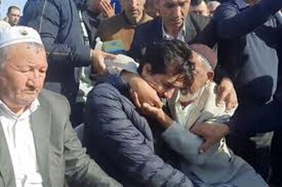  اشک ریختن فرهاد قائمی در آغوش پدر صابر کاظمی