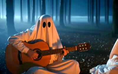  سلفی پُربازدید چهره‌های مشهور در یک پشت صحنه