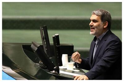  زنگنه: پزشکیان رگ خواب مجلس را می‌داند/ پرونده‌های باز زیادی داریم/ می‌ترسیم به موضوع بنزین و نان نزدیک شویم