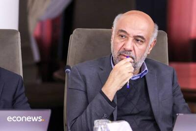  انتقاد وزیر کار از بازنشستگی پیش از موعد کارگران - اکونیوز