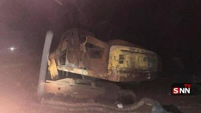  عکس/ حمله پهپادی اسرائیل به یک بولدوزر در لبنان | اقتصاد24