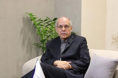  ویدیو/ کوروش احمدی: ارتباط استدلال امارات در مورد جزایر سه‌گانه با ماجرای چرای گوسفندان در جزایر
