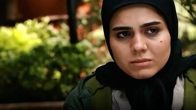  آزاده زارعی بازیگر سریال آوای باران عزادار شد