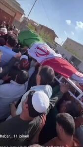  ویدیویی تلخ از آخرین آغوش پدر صابر کاظمی برای پسرش و تشییع جنازه او در روستای محل تولدش