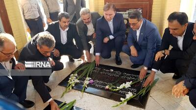  معاون رییس جمهور به شهدای بوشهر ادای احترام کرد