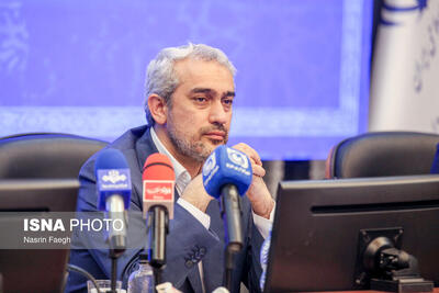  وزیر اقتصاد: اصلاح سیاست‌های ارزی و تسهیل تأمین مالی در دستور کار دولت قرار دارد