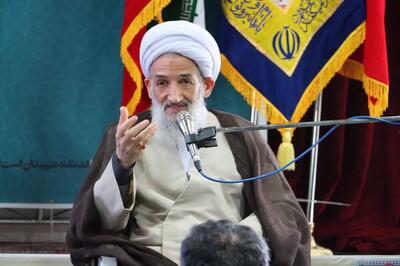  نماینده ولی فقیه در مازندران: انتخاب شهردار منتقد رئیس‌جمهور آمریکا و طرفدار فلسطین در نیویورک نشانه‌ای از تغییر باطن ملت‌هاست