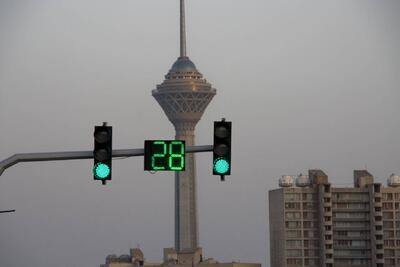  روند تجهیز چراغ‌های راهنمایی تهران به یوپی‌اس با سرعت ادامه دارد