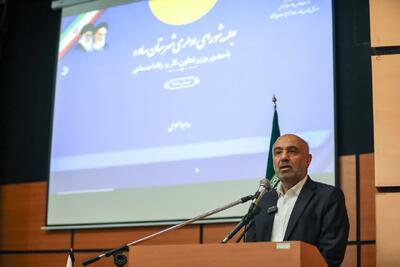  قوانین بازار کار بازنگری می‌شوند؛ مشارکت سه جانبه در ساخت خانه کارگری