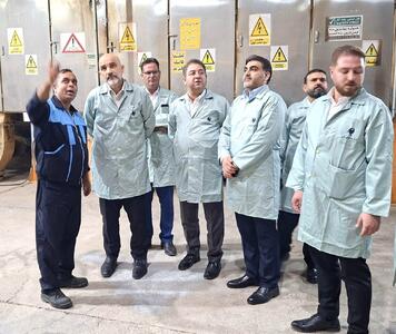  بازدید مدیرعامل هلدینگ سرمایه گذاری آتیه صبا از مجتمع طیور فارس