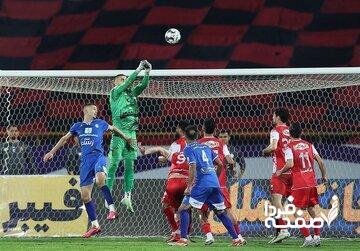  عکس| دیس‌بک سنگین استقلال خوزستان به پوستر پرسپولیس