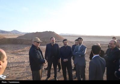  آغاز عملیات اجرایی احداث نیروگاه انرژی خورشیدی 350 مگاواتی در قم - تسنیم
