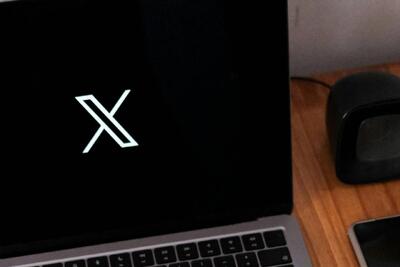  X حساب کاربران استفاده‌کننده از افزونه‌های شخص‌ ثالث را تعلیق کرد