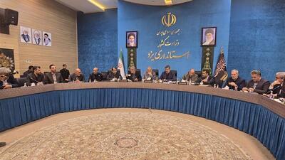  استاندار یزد: ریشه افتخارات استان در تربیت نیروی انسانی آموزش‌دیده است