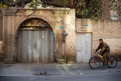  خانه‌ای ۱۰۰ ساله در تهران که روح گذشتگان در آن حبس شده است