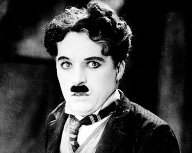  تاریخ امروز چهره‌ها|تصویری از چارلی چاپلین در اکتبر ۱۹۷۷