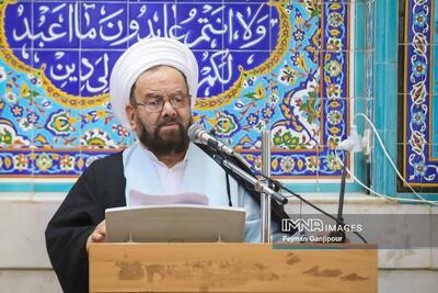  امام جمعه خوراسگان: دانشگاهیان باید مبلّغ عمیق‌ترین مفاهیم قرآنی باشند