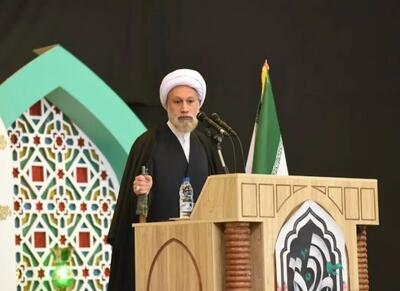  امام جمعه شیراز: انگلیس، فرانسه، آلمان قابل اعتماد نیستند/ اعتماد به غرب جز پشیمانی نتیجه‌ای ندارد