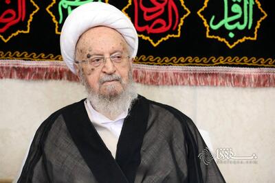  حضور مرجع تقلید معروف در مراسم عزاداری شهادت فاطمه زهرا(س) +تصاویر