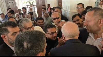  استقبال عجیب نمازگزاران جمعه پاکستان از قالیباف!