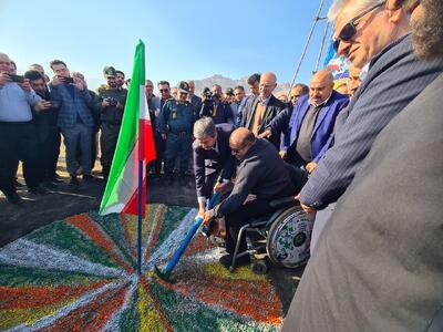  کلنگ‌زنی نیروگاه خورشیدی ۲.۵ مگاواتی باغبادران  با سرمایه‌گذاری قهرمان پارالمپیک