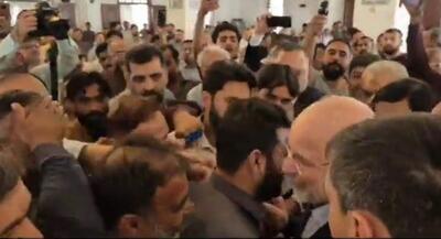  استقبال نمازگزاران نماز جمعه کراچی از قالیباف | جهان نیوز